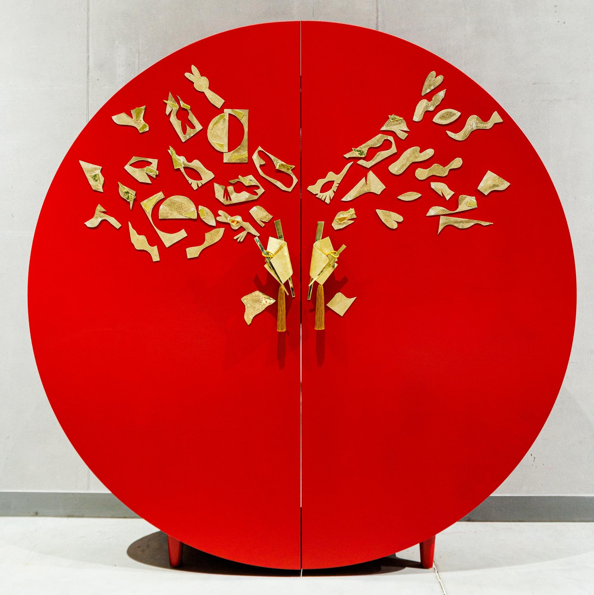 Where the Gaze Begets the Spring, Qiao Qi in collaboration with Irakli Nasidse